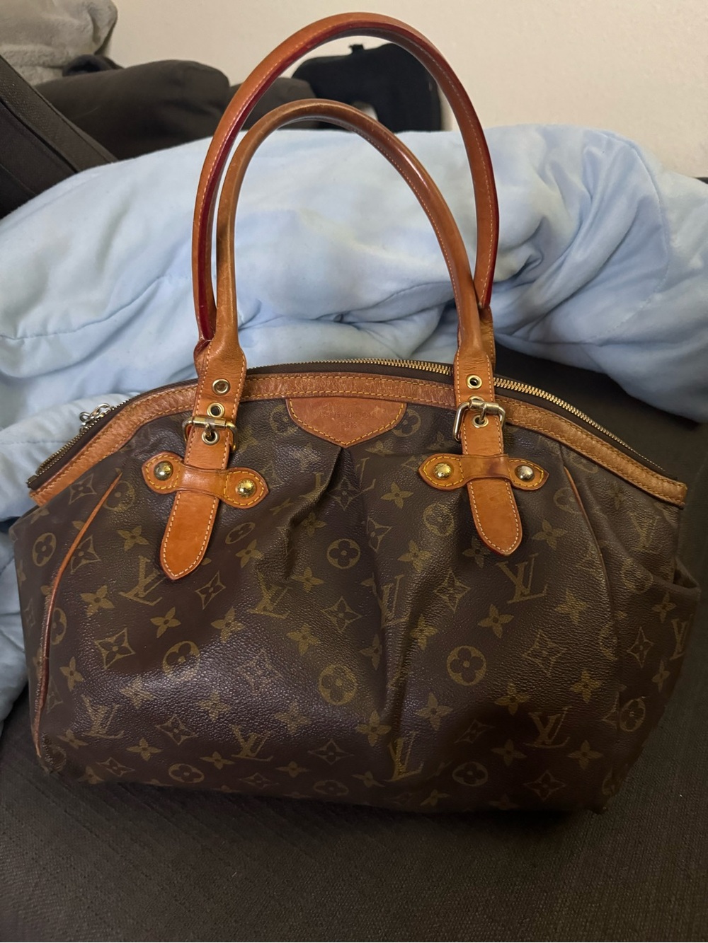 Louis Vuitton Tivoli Gm authentic with date code